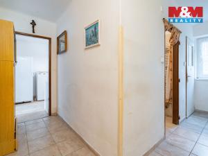 Prodej bytu 2+1, Trhové Sviny, Sídliště, 69 m2