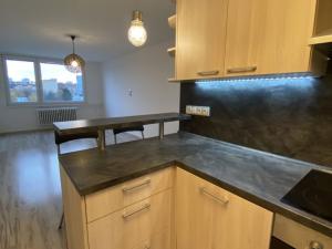 Pronájem bytu 2+kk, Praha - Vokovice, Tobrucká, 51 m2