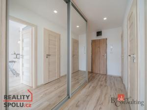 Pronájem bytu 2+kk, Praha - Vokovice, Tobrucká, 51 m2