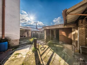 Prodej rodinného domu, Vracov, Drahy, 420 m2