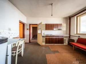 Prodej rodinného domu, Vracov, Drahy, 420 m2