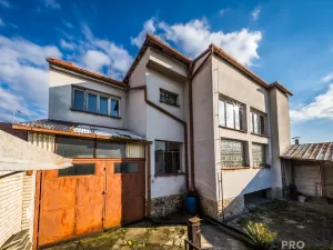 Prodej rodinného domu, Vracov, Drahy, 420 m2