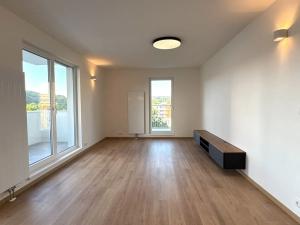 Pronájem bytu 2+kk, Zlín, Nad Stráněmi, 71 m2