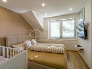 Pronájem rodinného domu, Rostoklaty - Nová Ves II, 90 m2