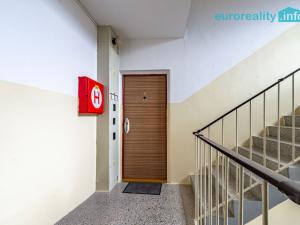 Prodej bytu 2+1, Mariánské Lázně, Za Tratí, 64 m2