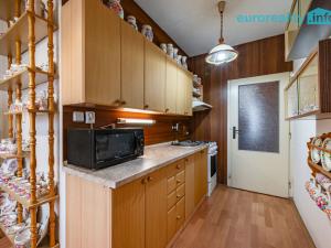 Prodej bytu 2+1, Mariánské Lázně, Za Tratí, 64 m2