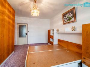 Prodej bytu 2+1, Mariánské Lázně, Za Tratí, 64 m2