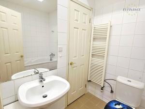 Prodej bytu 2+1, Praha - Libeň, Společná, 65 m2