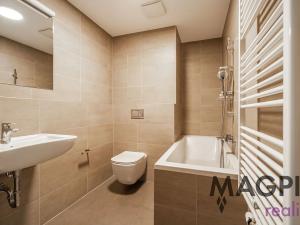 Prodej bytu 2+kk, Praha - Uhříněves, Oty Bubeníčka, 45 m2