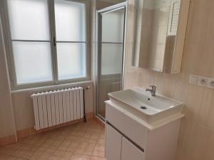 Pronájem bytu 2+1, Praha, Americká, 64 m2