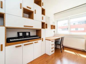 Pronájem bytu 3+kk, Praha - Pitkovice, Pýchavková, 75 m2