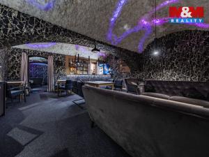 Pronájem restaurace, Benešov, Nádražní, 107 m2