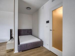 Pronájem bytu 1+kk, Praha - Stodůlky, Hábova, 40 m2