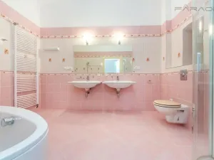 Prodej bytu 4+1, Praha - Smíchov, Na Plzeňce, 150 m2