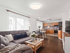 Prodej rodinného domu, Praha, K Vejvoďáku, 158 m2