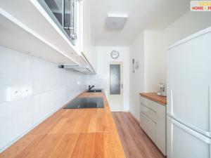 Prodej bytu 3+1, Praha - Stodůlky, Kurzova, 75 m2