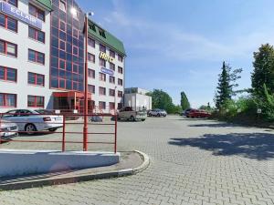 Pronájem kanceláře, Praha - Ruzyně, Dědinská, 162 m2