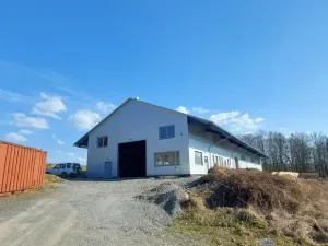 Prodej výrobních prostor, Valašské Meziříčí - Bynina, 820 m2