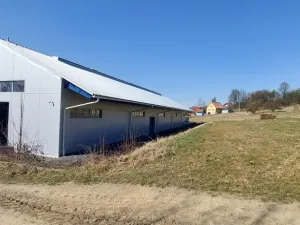 Prodej výrobních prostor, Valašské Meziříčí - Bynina, 820 m2