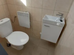 Prodej výrobních prostor, Valašské Meziříčí - Bynina, 820 m2