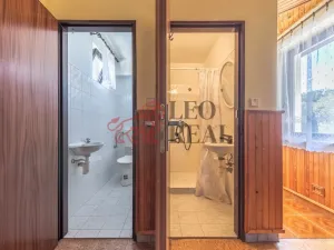 Prodej rodinného domu, Rovensko pod Troskami, Růžová, 250 m2