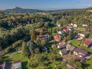 Prodej rodinného domu, Rovensko pod Troskami, Růžová, 250 m2