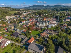 Prodej rodinného domu, Rovensko pod Troskami, Růžová, 250 m2