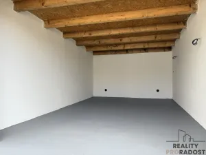 Pronájem garáže, Hodonín, 22 m2