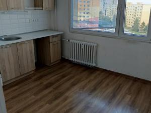 Pronájem bytu 2+1, Chomutov, Holešická, 61 m2