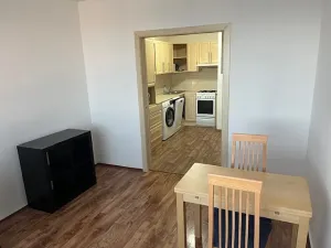 Pronájem bytu 2+kk, Praha - Prosek, Prosecká, 47 m2