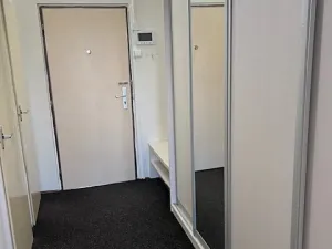 Pronájem bytu 2+kk, Praha - Prosek, Prosecká, 47 m2