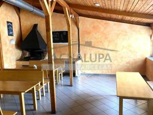 Pronájem restaurace, České Budějovice - České Budějovice 6, nám. Švabinského, 200 m2