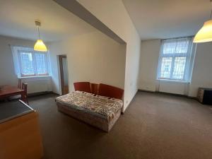 Pronájem bytu 2+kk, Praha - Libeň, Sokolovská, 47 m2