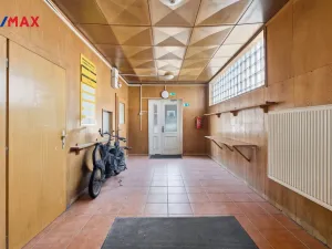 Prodej výrobních prostor, Aš, Tyršova, 4434 m2