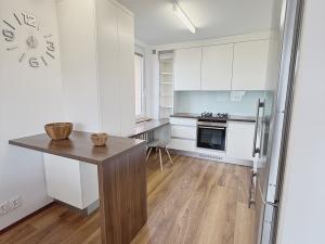 Pronájem bytu 3+kk, Praha - Žižkov, Křivá, 75 m2