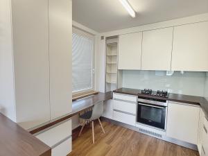 Pronájem bytu 3+kk, Praha - Žižkov, Křivá, 75 m2
