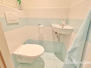 Pronájem bytu 3+1, Rousínov, V Sídlišti, 78 m2