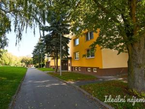 Pronájem bytu 3+1, Rousínov, V Sídlišti, 78 m2