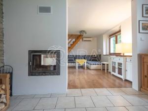 Prodej rodinného domu, Hostín, 165 m2
