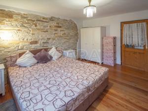 Prodej rodinného domu, Hostín, 165 m2