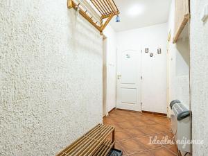 Pronájem bytu 2+kk, Praha - Strašnice, V olšinách, 38 m2