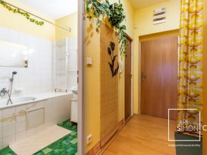 Prodej bytu 2+kk, Tmaň, 50 m2