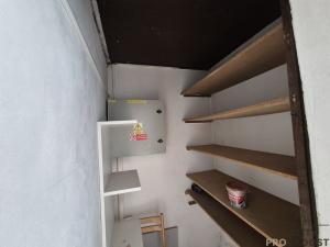 Pronájem obchodního prostoru, Třinec, 1. máje, 18 m2