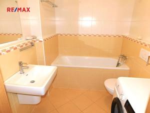 Pronájem bytu 2+kk, Praha - Velká Chuchle, Mrkosova, 60 m2