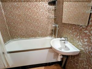 Prodej bytu 2+1, Teplice, Alejní, 49 m2