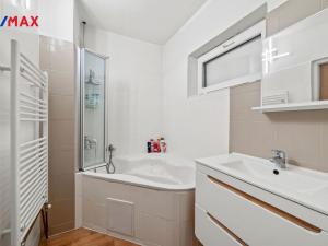 Prodej rodinného domu, Borohrádek, Jiřího z Poděbrad, 61 m2