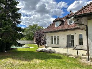 Prodej vícegeneračního domu, Praha - Horní Počernice, 310 m2