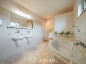 Prodej rodinného domu, Slatina, 270 m2