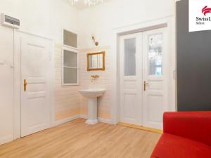 Prodej bytu 2+1, Praha - Nové Město, Na Zderaze, 75 m2