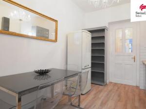 Prodej bytu 2+1, Praha - Nové Město, Na Zderaze, 75 m2